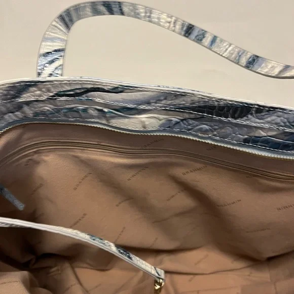Brahmin Leather Misha Splash Tote Bag EUC Blue & White W/ Matching Wallet - Picture 10 of 16